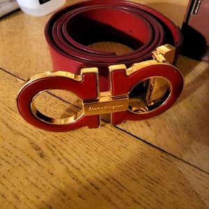 SALVATORE FERRAGAMO Red Enamel Gancini Buckle Belt